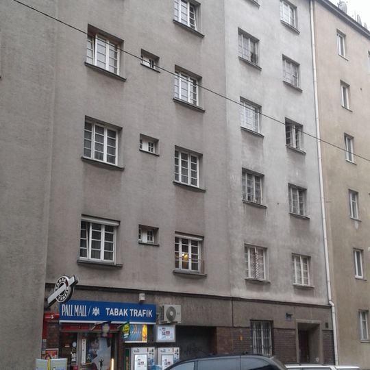 Wohnhausanlage Baumgasse 43