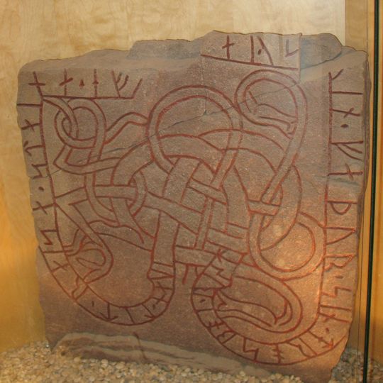Uppland Runic Inscription 216