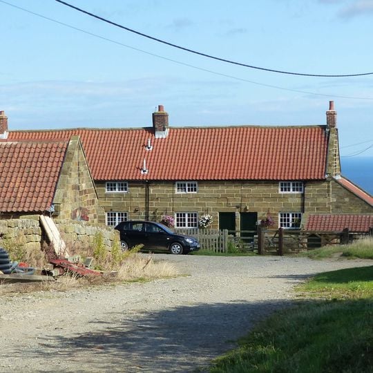 Woodbine Cottage and Rose Cottage