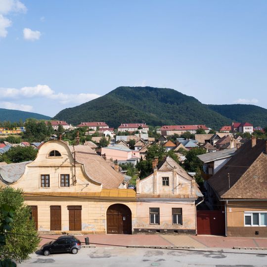Meštiansky dom s mur. bránou