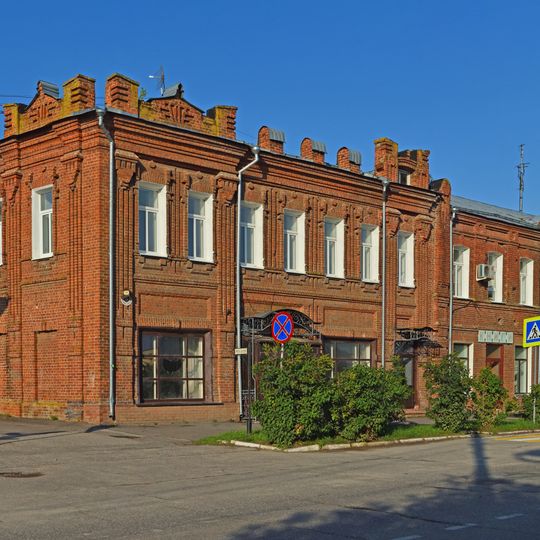 Дом Балуевой, Ларина, Шумиловой