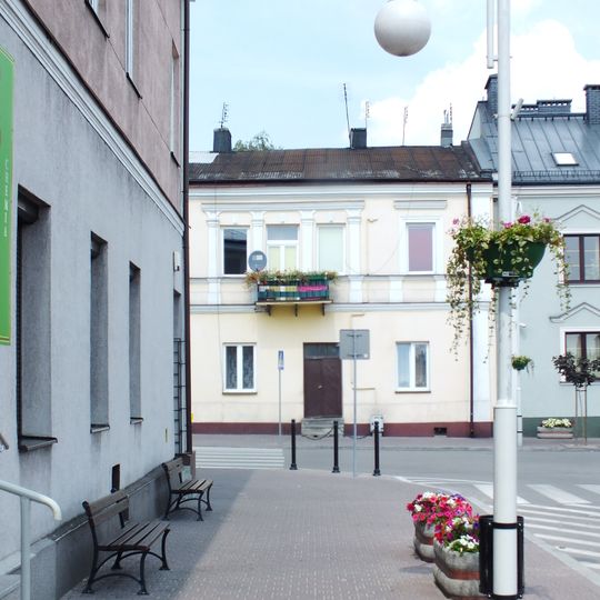 8 Kościuszki Square in Chmielnik