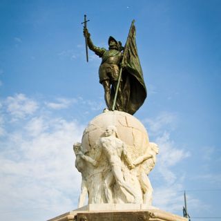 Monument to Vasco Nuñez de Balboa