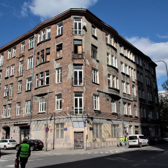 Kamienica przy ul. Waliców 10