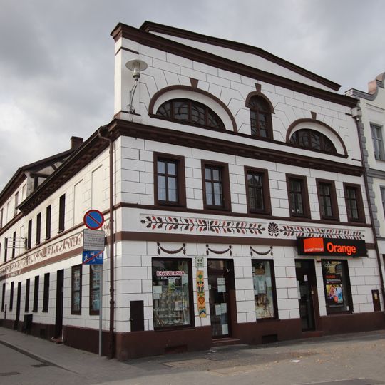 22 Wolności Square in Puck