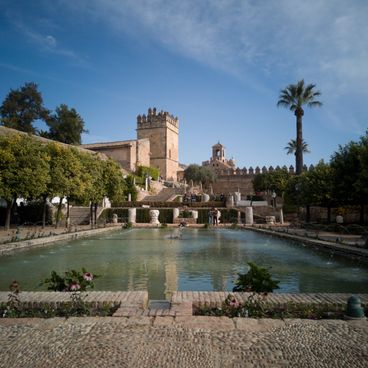 Monumentos históricos de Córdoba: Mezquita-Catedral, Alcázar, puente romano