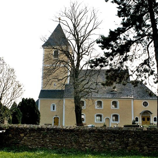 Kirche , Kirchhof mit Grabmalen und Einfriedung Fremdiswalde -