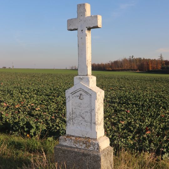 Kříž u silnice 152 u Myslibořic