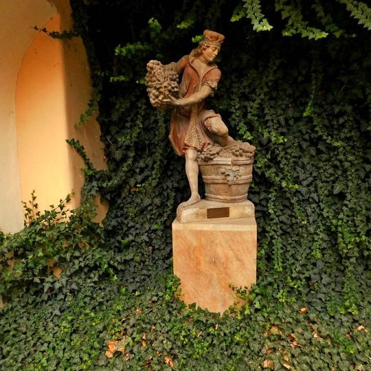 Socha svatého Václava vinaře v Konviktu v Praze