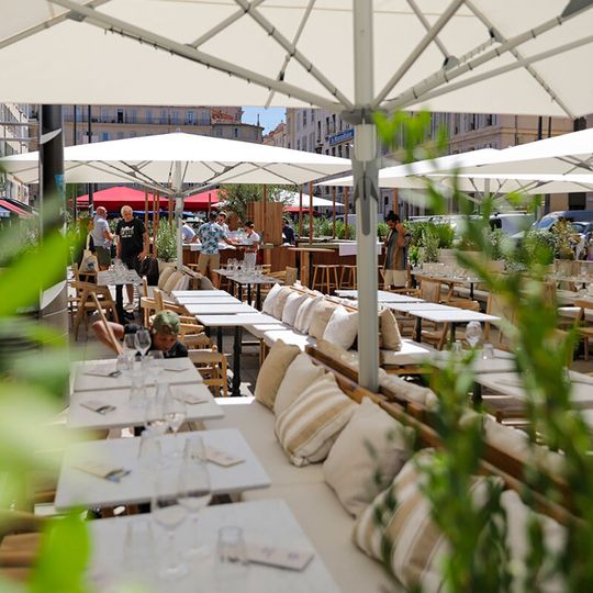 Les Grandes Halles Du Vieux Port