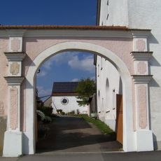 Hoftor mit Durchfahrt