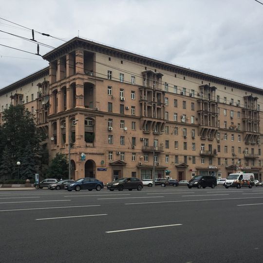 Дом, в котором жил советский кинорежиссер Александр Петрович Довженко