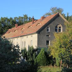 Försterei des Klosters Marienstern; Herrenhaus eines ehemaligen Vorwerks Am Klosterwasser 2