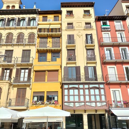 Plaza del Castillo, 04