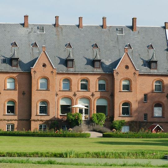 Sanderumgård