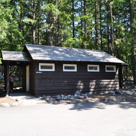 Longmire Comfort Station