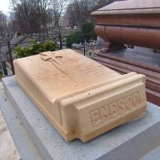 Grave of Enesco