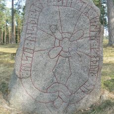 Östergötlands runinskrifter 210