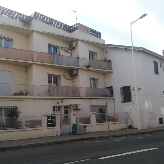 Chapelle Notre-Dame-de-Lourdes de la clinique des Plàtans