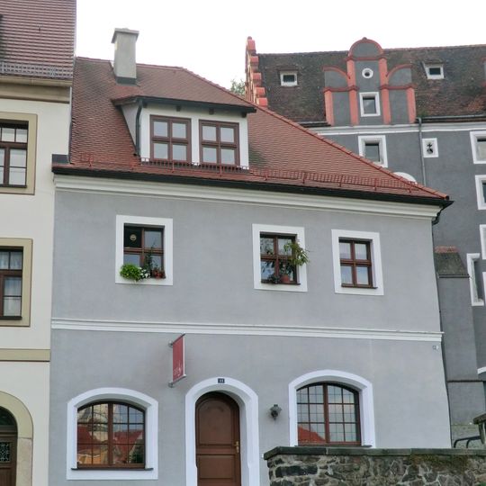 Wohnhaus in geschlossener Bebauung Neißstraße 13