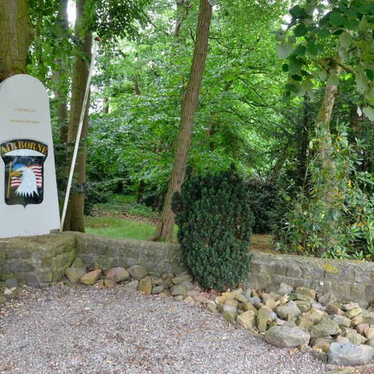 Screaming Eagles Monument