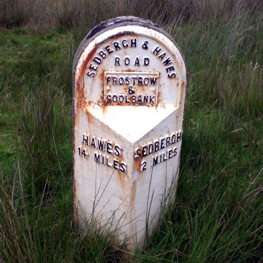 Milestone approximately 100 metres east of Low Branthwaites on Hawes Road
