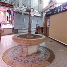 Fuente del Mercado Central 02