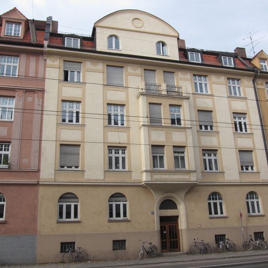 Mietshaus