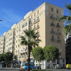 Avenida Manuel Agustín Heredia 10-14