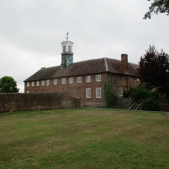 Old Stable Court