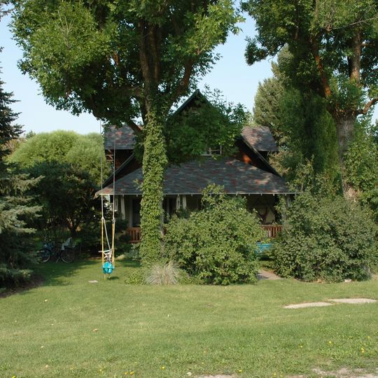 Morgan A. and Clarissa R. Knapp House