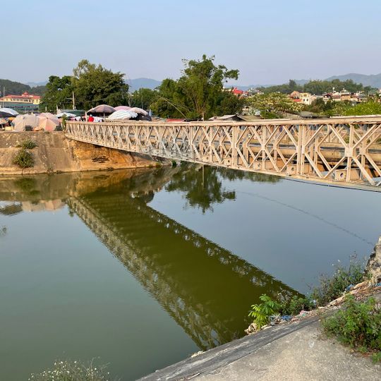 Cầu Mường Thanh