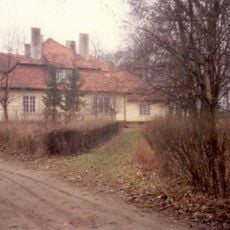 Dwór, Kolska 1 w Brudzewie