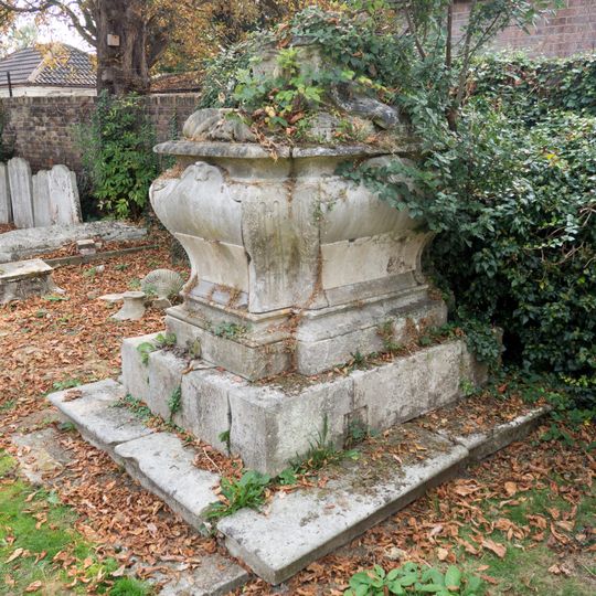 The Fludyer Tomb, Lee Old Churchyard