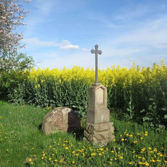 Křížový kámen-smírčí kříž