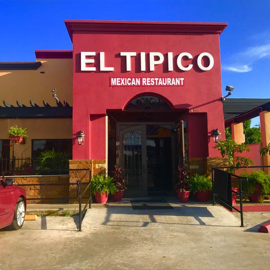El Tipico Restaurant