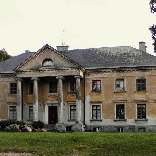 Palace in Rykały