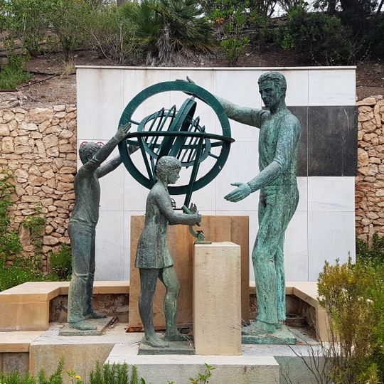 Monument to the Teacher