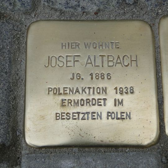 Stolperstein dedicated to Josef Altbach