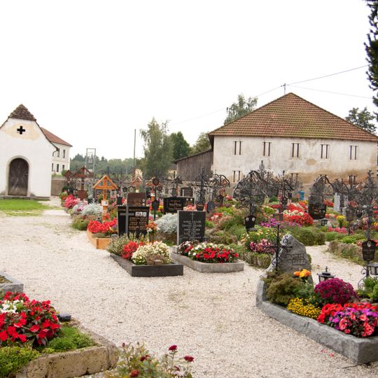 Friedhof mit Totenkapelle