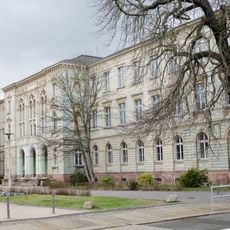 Schulbau Platz der Deutschen Einheit 2