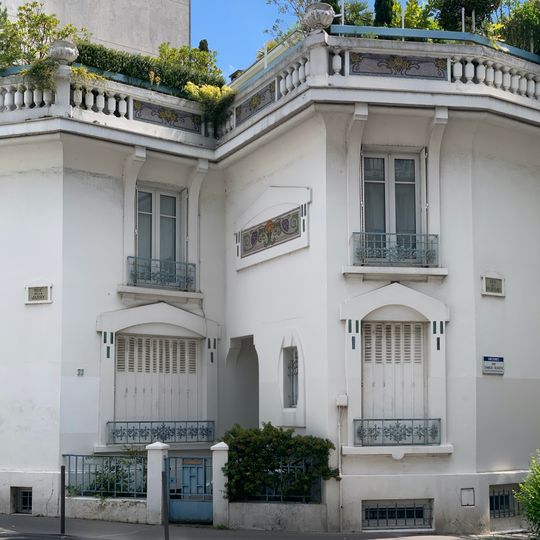 Maison, 18 rue Charles-Silvestri, 22 rue de la Jarry