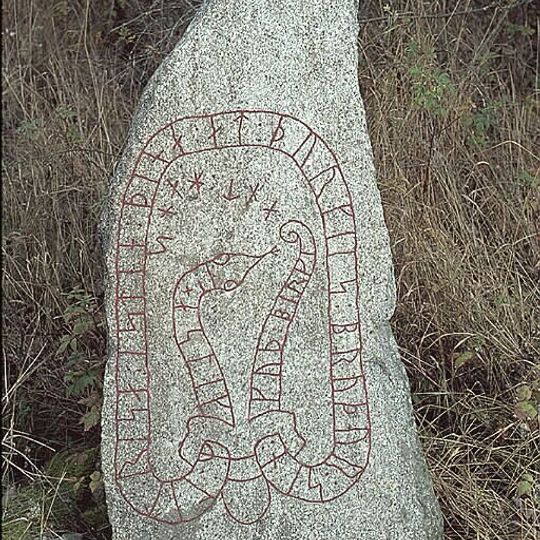 Upplands runinskrifter 786