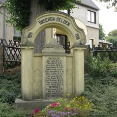 Kriegerdenkmal Pechtelsgrüner Hauptstraße 22 (neben)