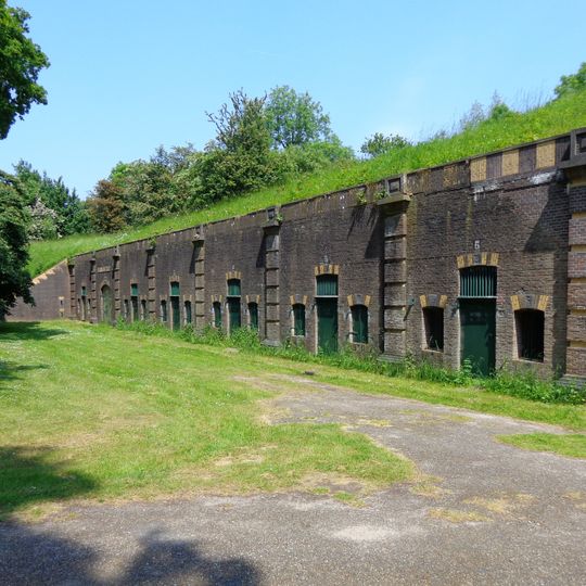 Fort bij Rijnauwen, flankbatterij F3