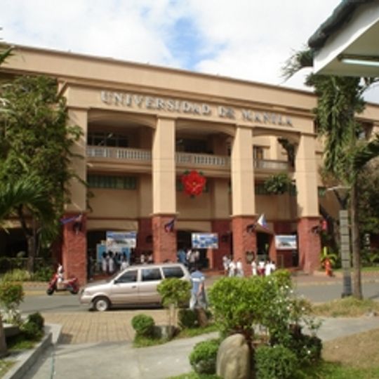 Universidad de Manila