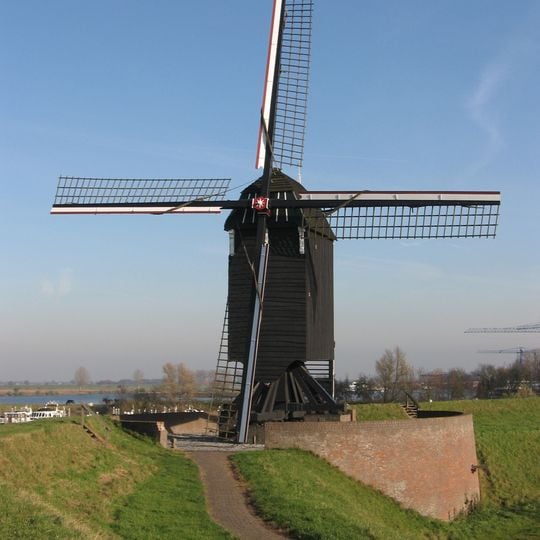 Molen II