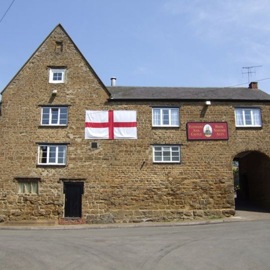 Elephant And Castle Public House