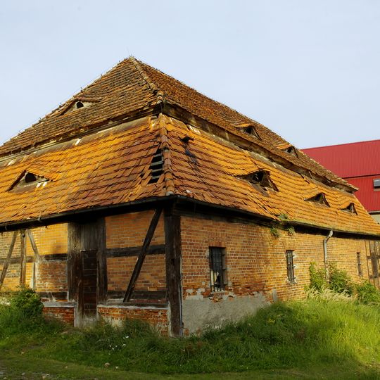 Old granary in Sułów, Lower Silesian Voivodeship