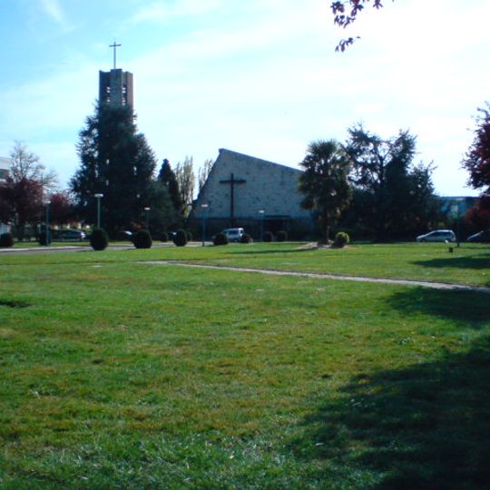 Église Sainte-Jehanne-de-France du Passage